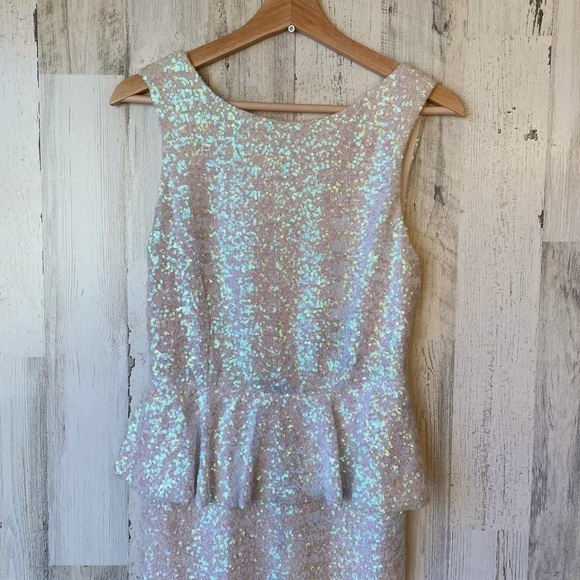 *SOLD* Topshop White Sequin Peplum Mini Dress NWT! Size: 6 - Picture 7 of 11